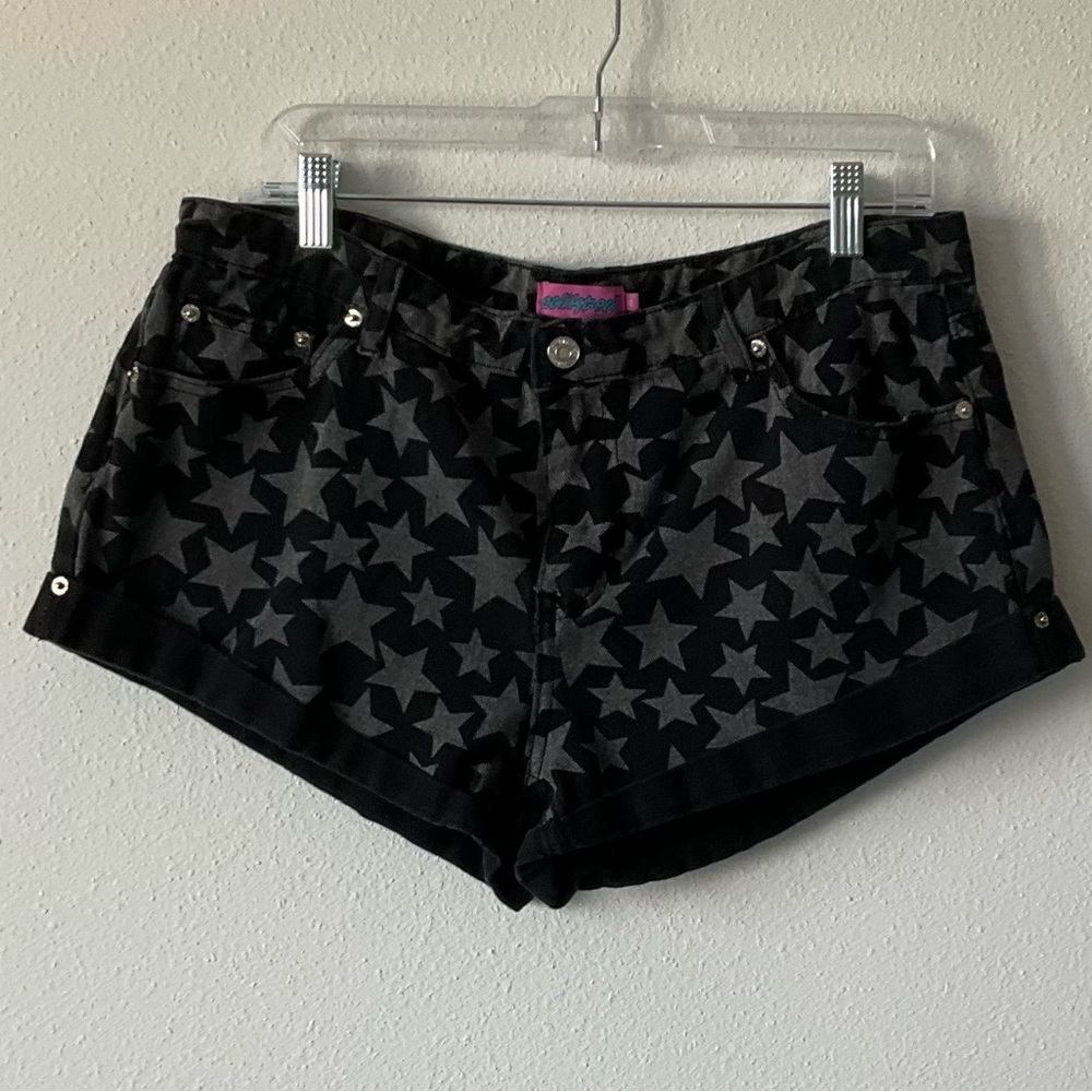 Edikted Shooting Star Shorts